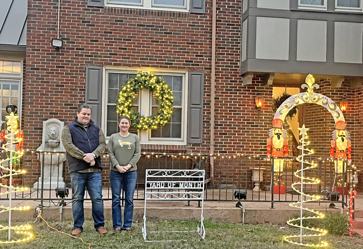 December Yard of the Month