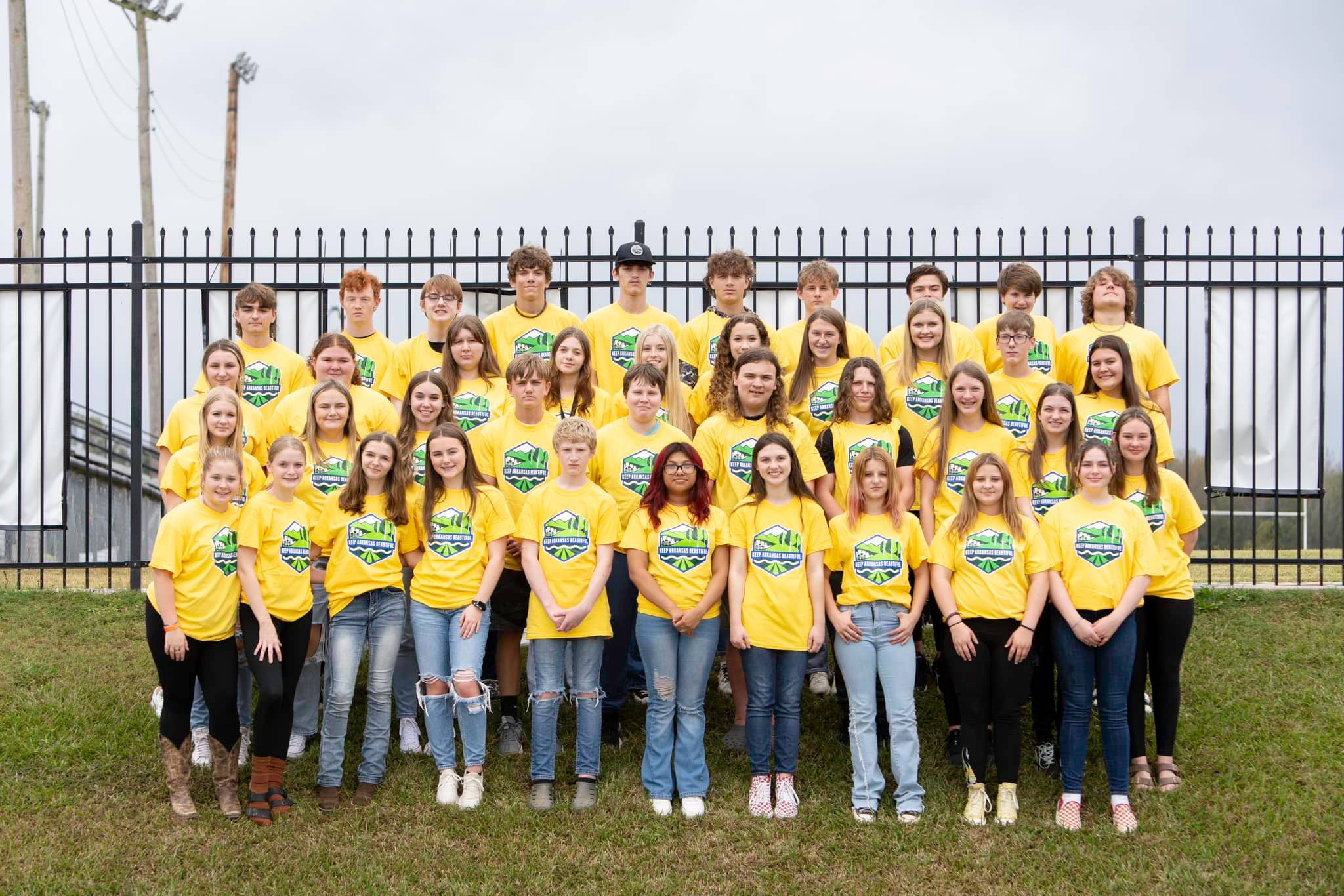 Woodlawn Students Participate in Great Arkansas Clean Up