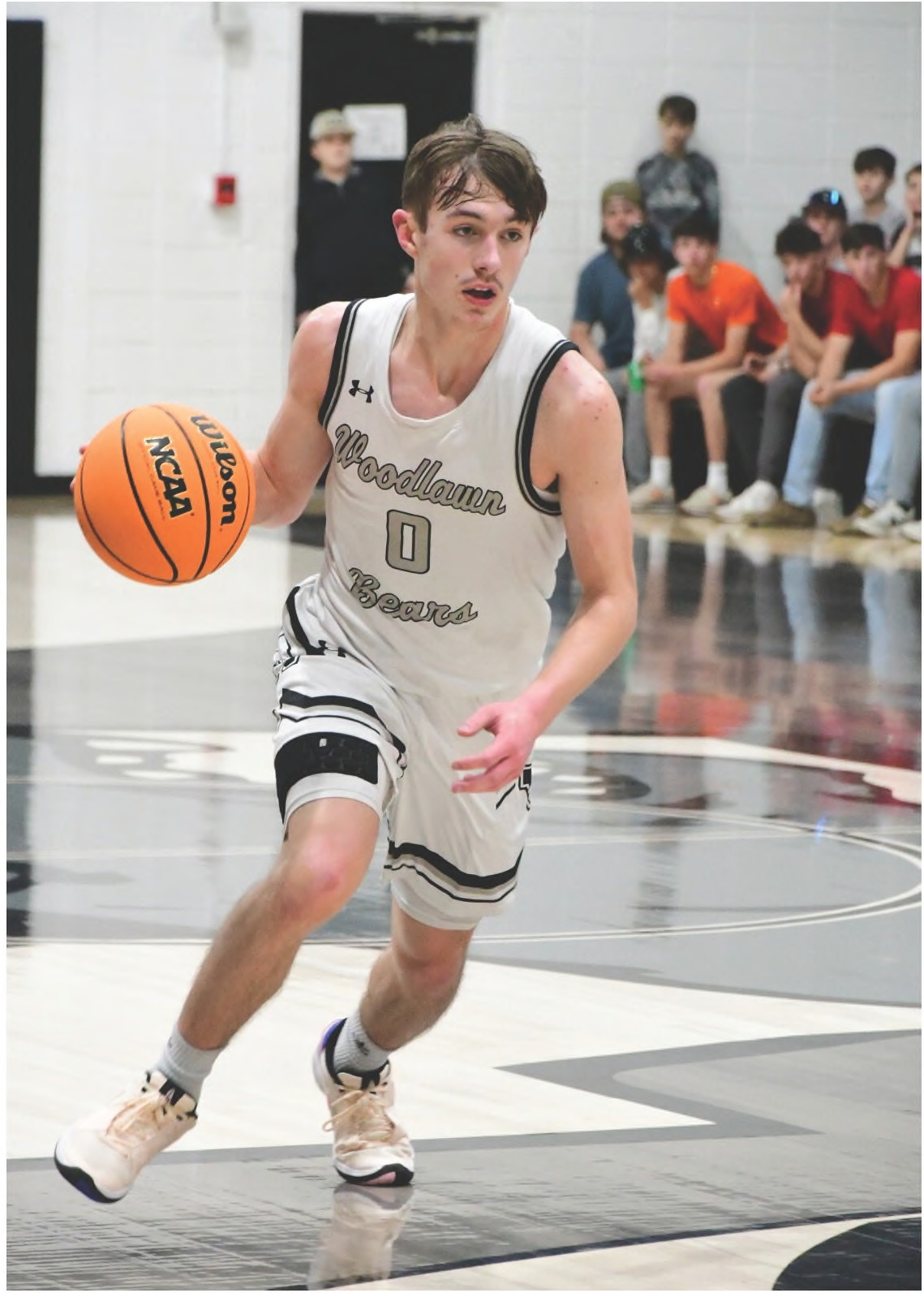 ROBERTS ON FIRE IN SECOND HALF - Woodlawn sophomore guard Jude Roberts had a hot second half against Fordyce In last Wednesday’s 8-2A District Tournament semifinal game scoring 19 of his game-high 23 points over the final two quarters. (Photo by Seymour Weathers)