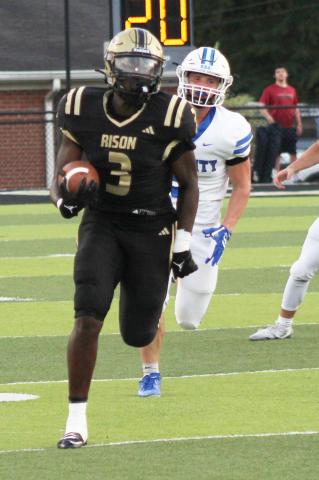Kyson Walker breaks 68-yard run