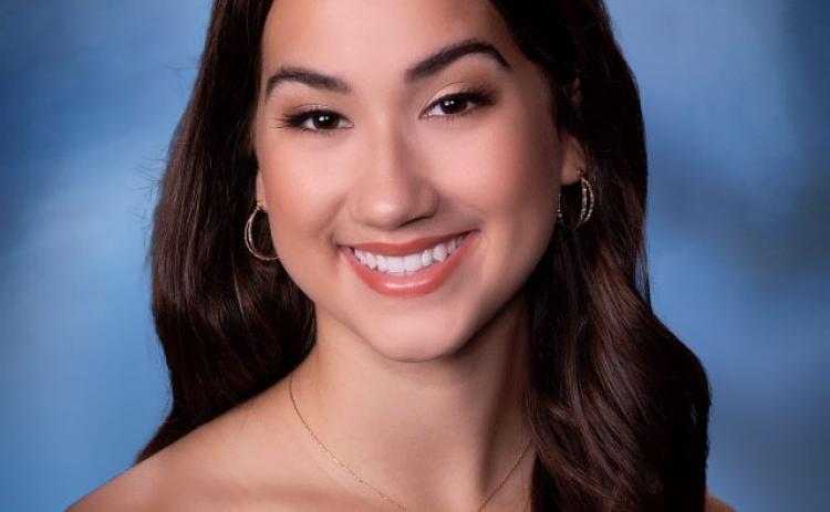 Valedictorian Kendall Sanchez