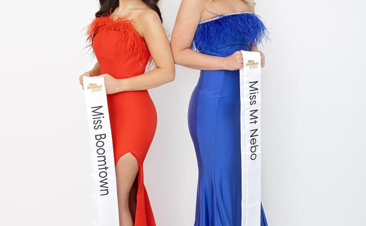 Miss Boomtown Alli Beth King and Miss Mt. Nebo Savannah Brown (Photo by Michelle Roberts)