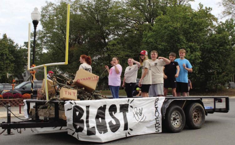 7th Grade Float - Winner in 7-8th Grade Contest
