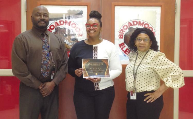 Ashley Granberry (center)
